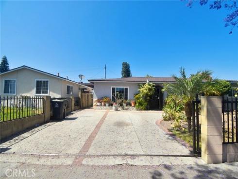 2201 W Russell   Avenue, Santa Ana, CA