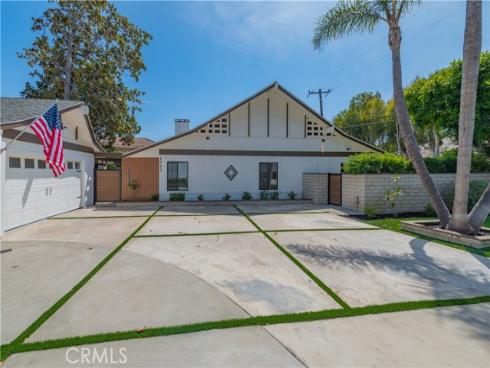 1242 Flaminian Way, Santa Ana, CA