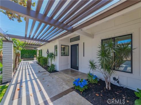 1242 Flaminian Way, Santa Ana, CA