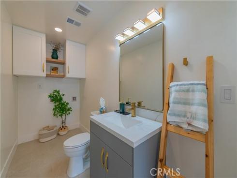 1242 Flaminian Way, Santa Ana, CA