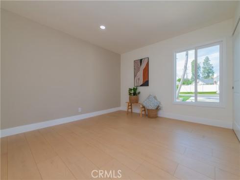 1242 Flaminian Way, Santa Ana, CA