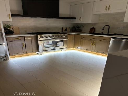 1242 Flaminian Way, Santa Ana, CA