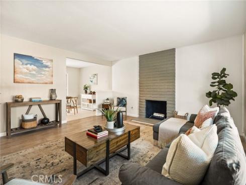 2406 S Pacific Avenue, Santa Ana, CA