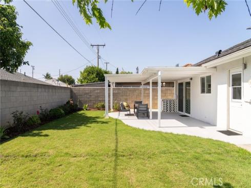 2406 S Pacific Avenue, Santa Ana, CA