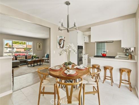 2406 S Pacific Avenue, Santa Ana, CA