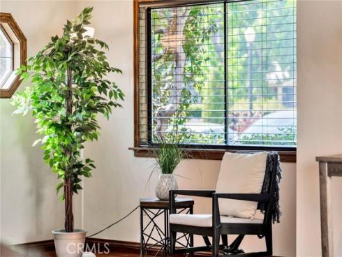 520 W Santa Clara Avenue, Santa Ana, CA