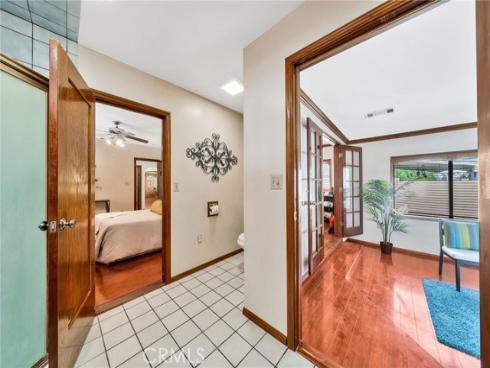 520 W Santa Clara Avenue, Santa Ana, CA