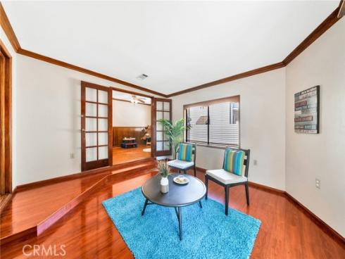 520 W Santa Clara Avenue, Santa Ana, CA