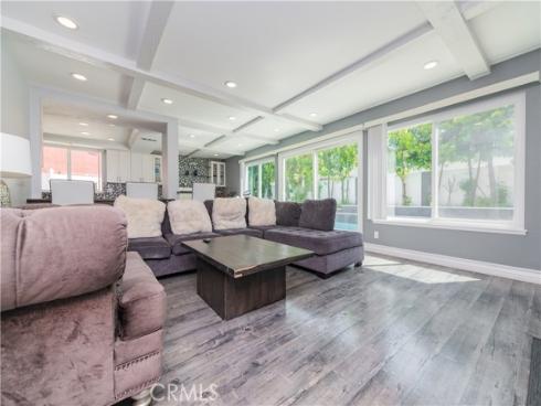 2325 N Linwood Street, Santa Ana, CA