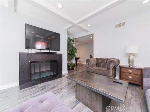 2325 N Linwood Street, Santa Ana, CA