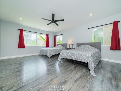 2325 N Linwood Street, Santa Ana, CA