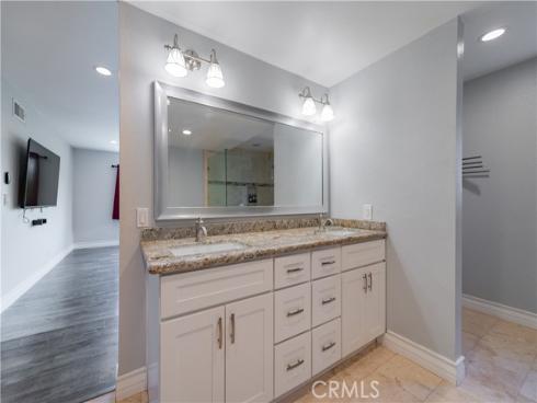 2325 N Linwood Street, Santa Ana, CA