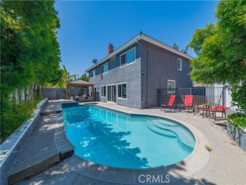 2325 N Linwood Street, Santa Ana, CA