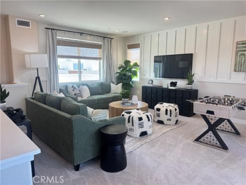 1818  E 1st  520  Street, Santa Ana, CA