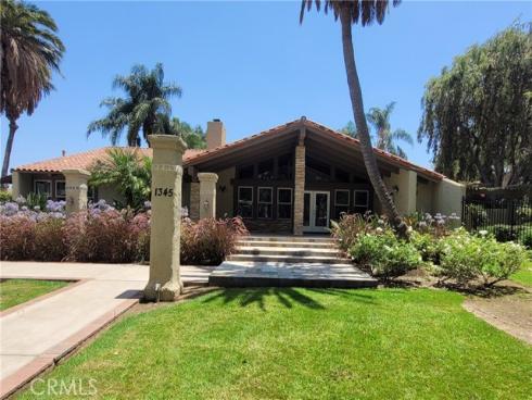 1345 Cabrillo Park A06 Drive, Santa Ana, CA