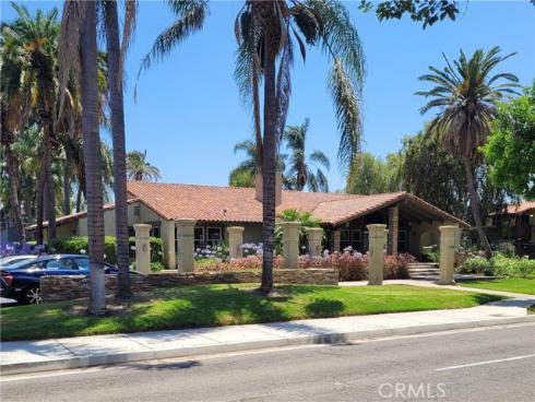 1345 Cabrillo Park A06 Drive, Santa Ana, CA