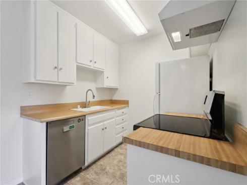 1010 W Macarthur  24  Boulevard, Santa Ana, CA