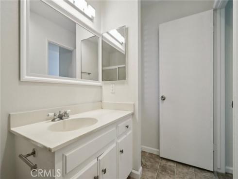 1010 W Macarthur  24  Boulevard, Santa Ana, CA