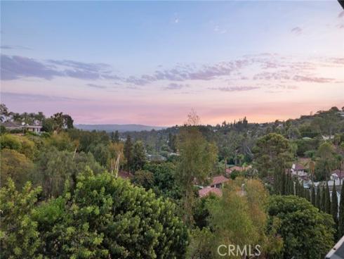 10255  Overhill   Drive, Santa Ana, CA