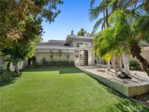 10255  Overhill   Drive, Santa Ana, CA