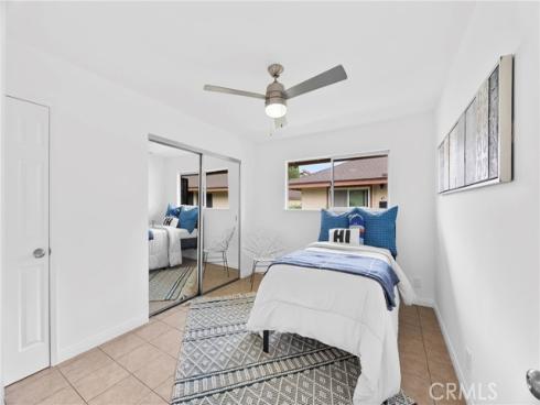 2500 S Salta 43 Street, Santa Ana, CA