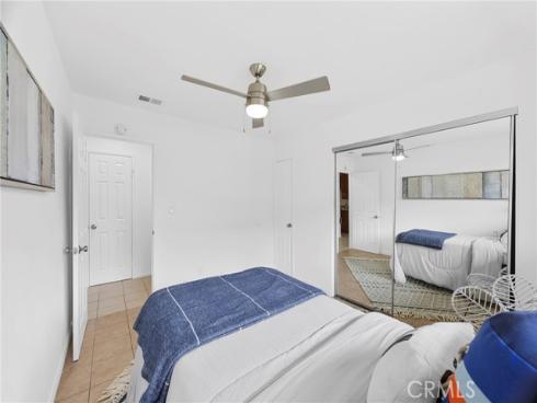 2500 S Salta 43 Street, Santa Ana, CA