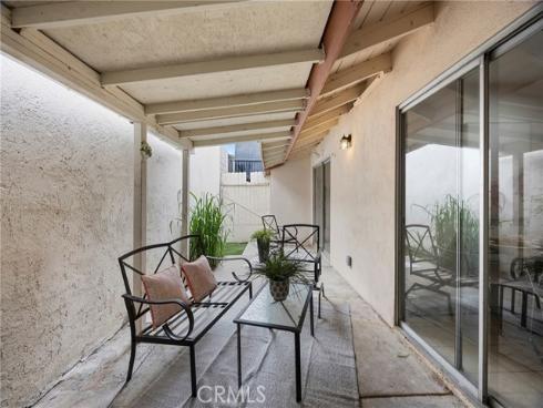 2500 S Salta 43 Street, Santa Ana, CA