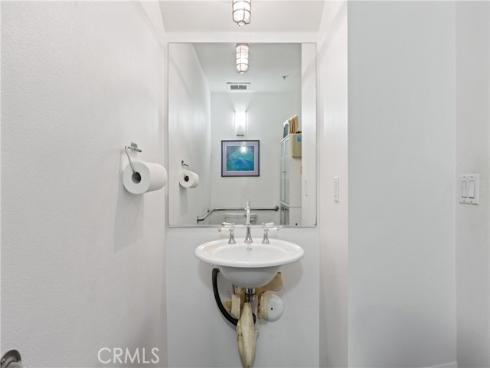 919 E Santa Ana   Boulevard, Santa Ana, CA