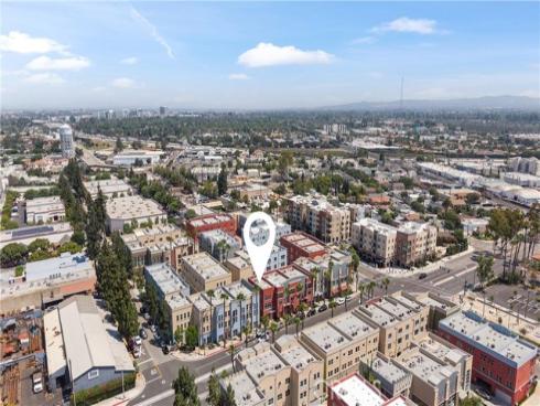 919 E Santa Ana   Boulevard, Santa Ana, CA