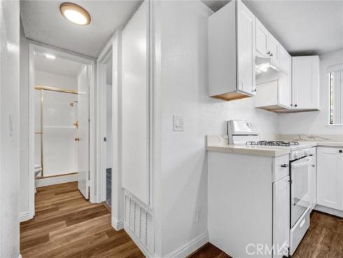 711 W 1st E105 Street, Santa Ana, CA