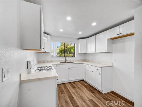 711 W 1st E105 Street, Santa Ana, CA