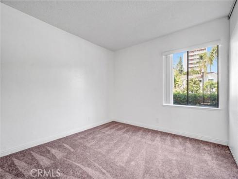 711 W 1st E105 Street, Santa Ana, CA