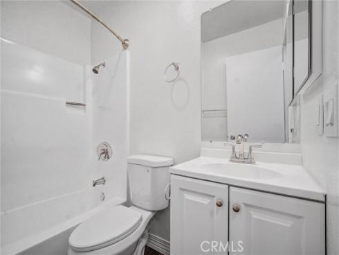 711 W 1st E105 Street, Santa Ana, CA