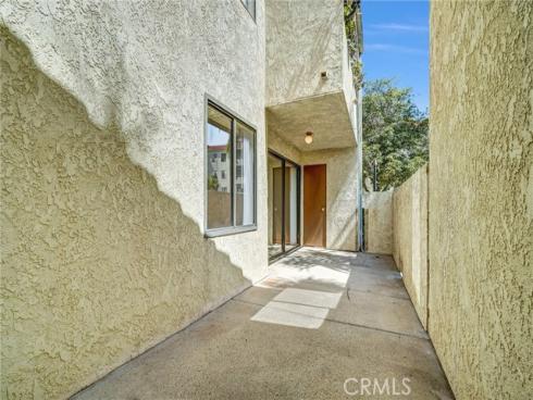 711 W 1st E105 Street, Santa Ana, CA