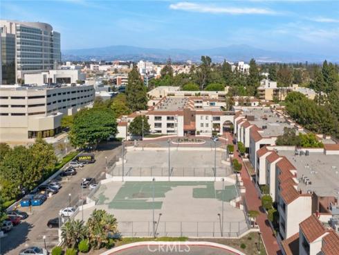 711 W 1st E105 Street, Santa Ana, CA