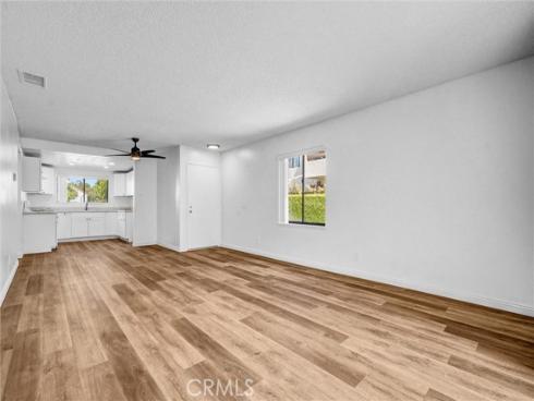 711 W 1st E105 Street, Santa Ana, CA