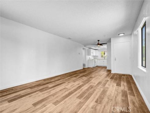 711 W 1st E105 Street, Santa Ana, CA