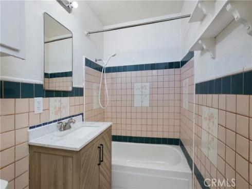 2210 W 7th   Street, Santa Ana, CA