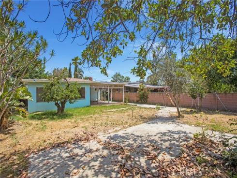 2210 W 7th   Street, Santa Ana, CA