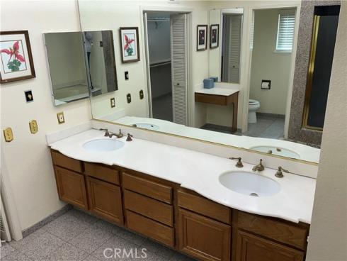 18831  Winnwood   Lane, Santa Ana, CA