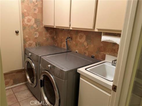 18831  Winnwood   Lane, Santa Ana, CA