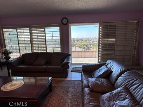 18831  Winnwood   Lane, Santa Ana, CA