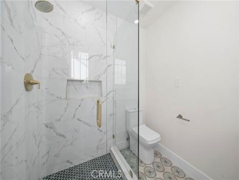 2404 N Poinsettia  , Santa Ana, CA