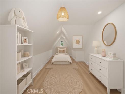 2404 N Poinsettia  , Santa Ana, CA