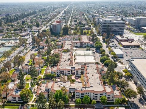 701 W 1st  D101  Street, Santa Ana, CA