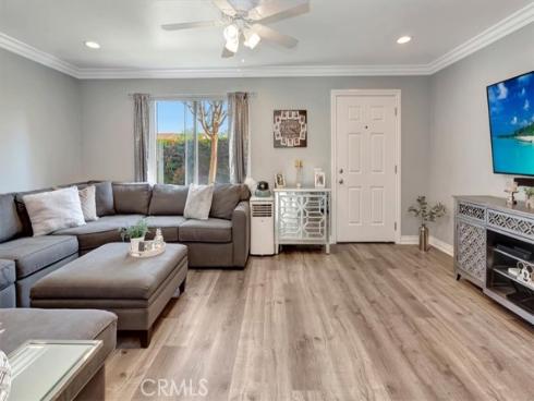 370 Carriage B Drive, Santa Ana, CA