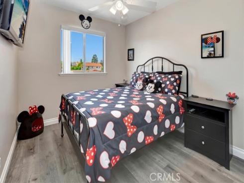 370 Carriage B Drive, Santa Ana, CA