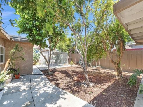 2513 W Occidental   Street, Santa Ana, CA