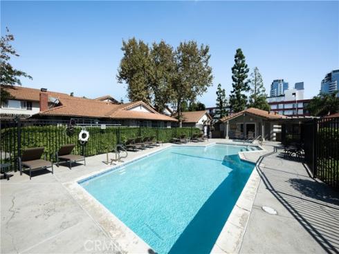 3638 S Main  D11  Street, Santa Ana, CA