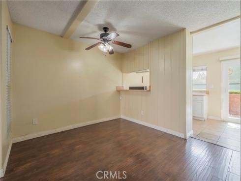 1040 W Macarthur  35  Boulevard, Santa Ana, CA